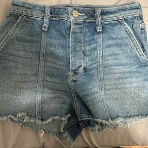 hollister. jean shorts